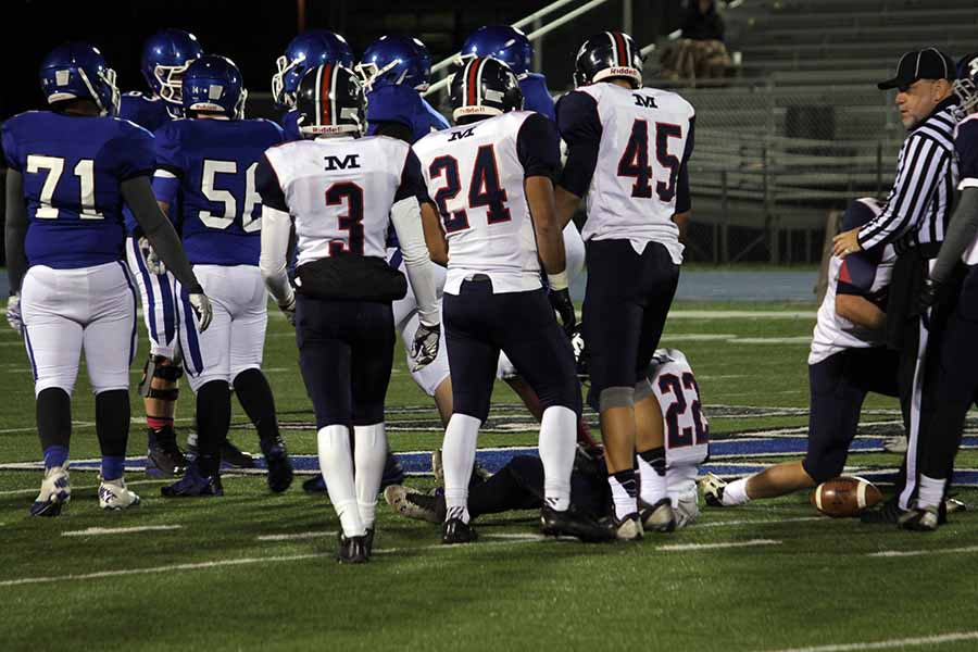 Football ends season with win, clinches Centennial league title