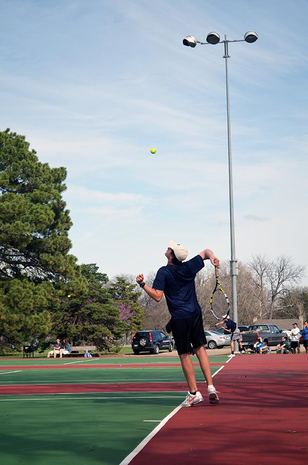 Tennis opens season with two wins