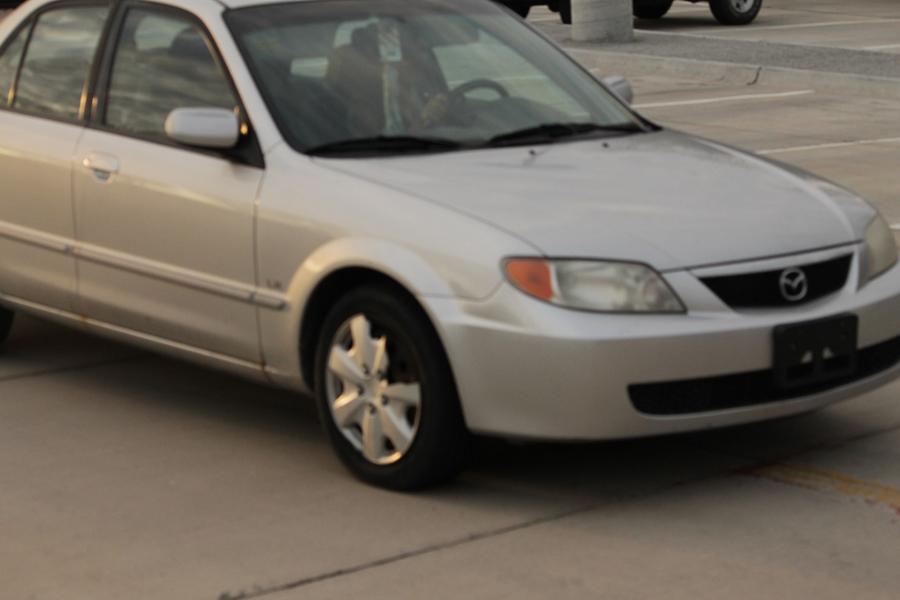 How do students interact with cars?